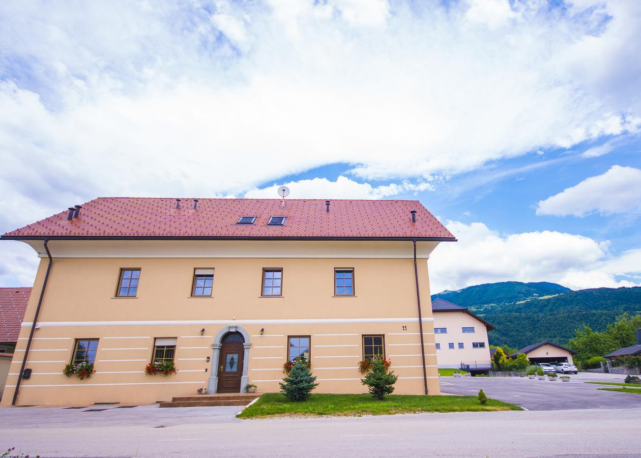 Bed & Breakfast Karun Cerklje na Gorenjskem Eksteriør billede